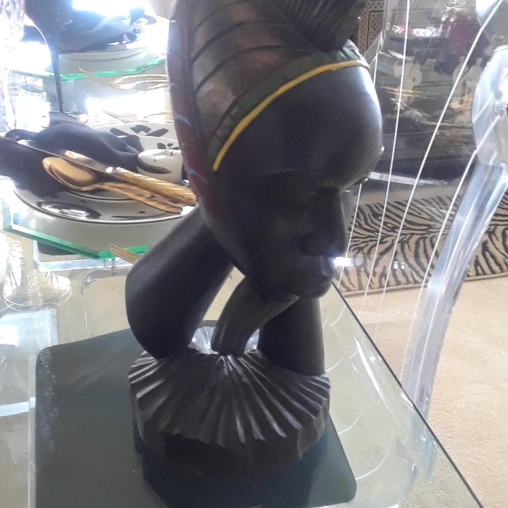 Wood carving - Picture 4 of 4